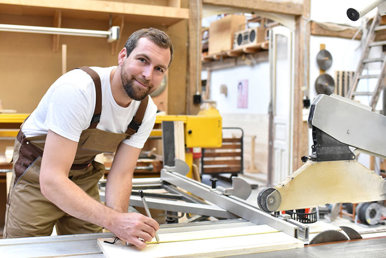 Knauft Montagebau und Schreinerei